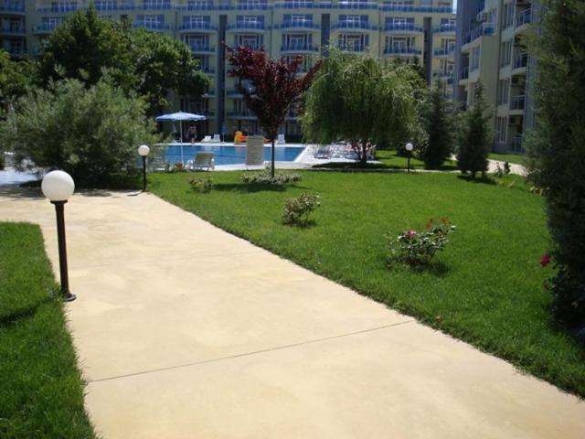Oazis Cozy Beach Apartment Ravda Kültér fotó