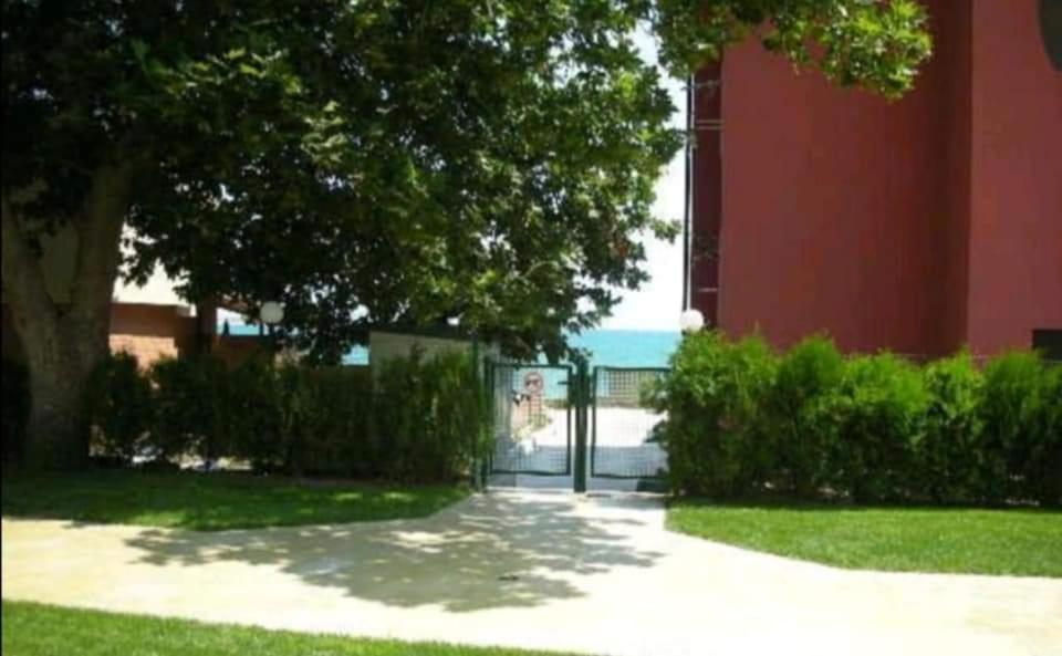 Oazis Cozy Beach Apartment Ravda Kültér fotó